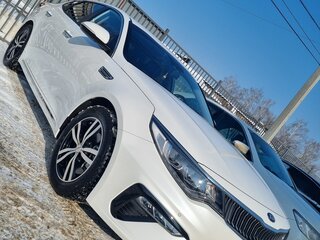 2019 Kia K5 II, белый, 2375000 рублей, вид 3