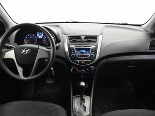 2016 Hyundai Solaris I Рестайлинг, белый, 840000 рублей, вид 5