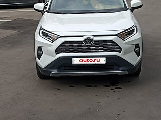 2020 Toyota RAV4 V (XA50), белый, 3300000 рублей, вид 2