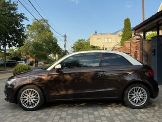 2011 Audi A1 I (8X), коричневый, 1275000 рублей, вид 3