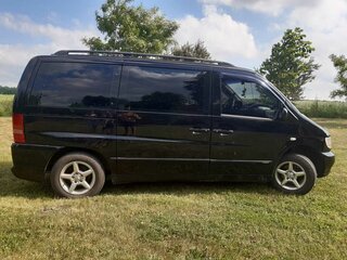 1999 Mercedes-Benz V-Класс 230 I (W638), чёрный, 990000 рублей, вид 4