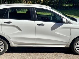 2019 Lada (ВАЗ) XRAY I, белый, 1200000 рублей, вид 2