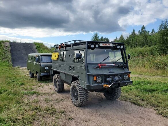 1974 Puch Pinzgauer 710, зелёный