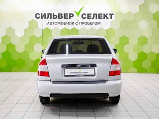 2005 Hyundai Accent ТагАЗ II, серебристый, 270000 рублей, вид 4