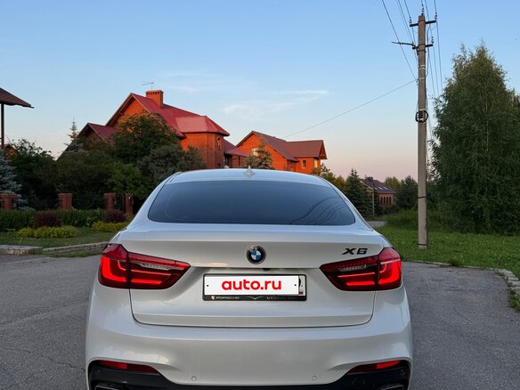 2019 BMW X6 30d II (F16), белый, 3990000 рублей - вид 5