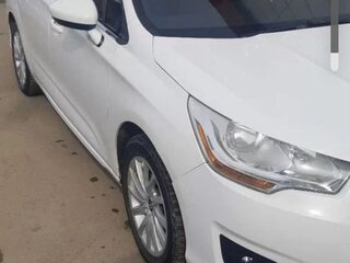 2013 Citroen C4 II, белый, 673000 рублей, вид 3