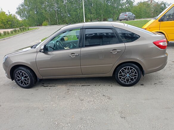 2025 Lada (ВАЗ) Granta I Рестайлинг, коричневый, 1130000 рублей - вид 6