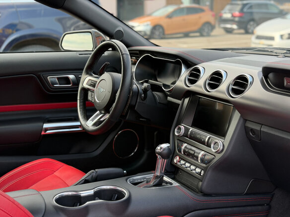 2022 Ford Mustang VI Рестайлинг, чёрный - вид 8