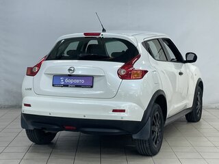 2013 Nissan Juke I, белый, 945000 рублей, вид 4