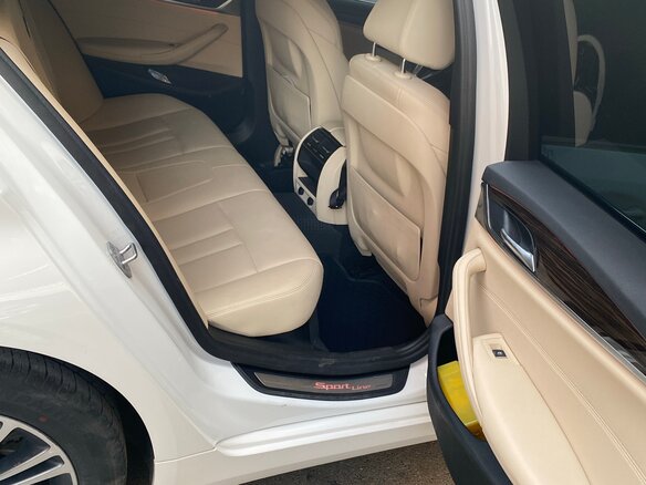 2018 BMW 5 серии 530i VII (G30/G31/G38), белый, 3170000 рублей - вид 25