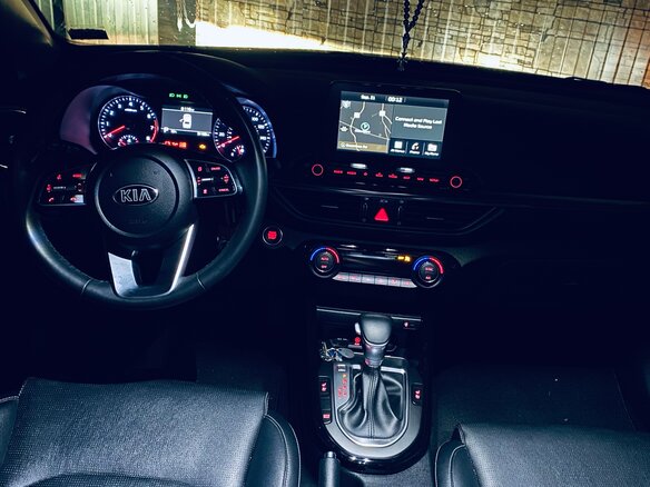 2019 Kia Forte III, красный, 1250000 рублей - вид 6