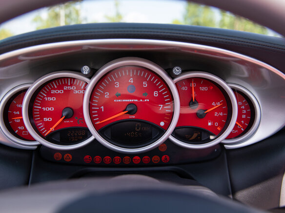 2000 Porsche 911 Carrera V (996), серебристый, 20000000 рублей - вид 24