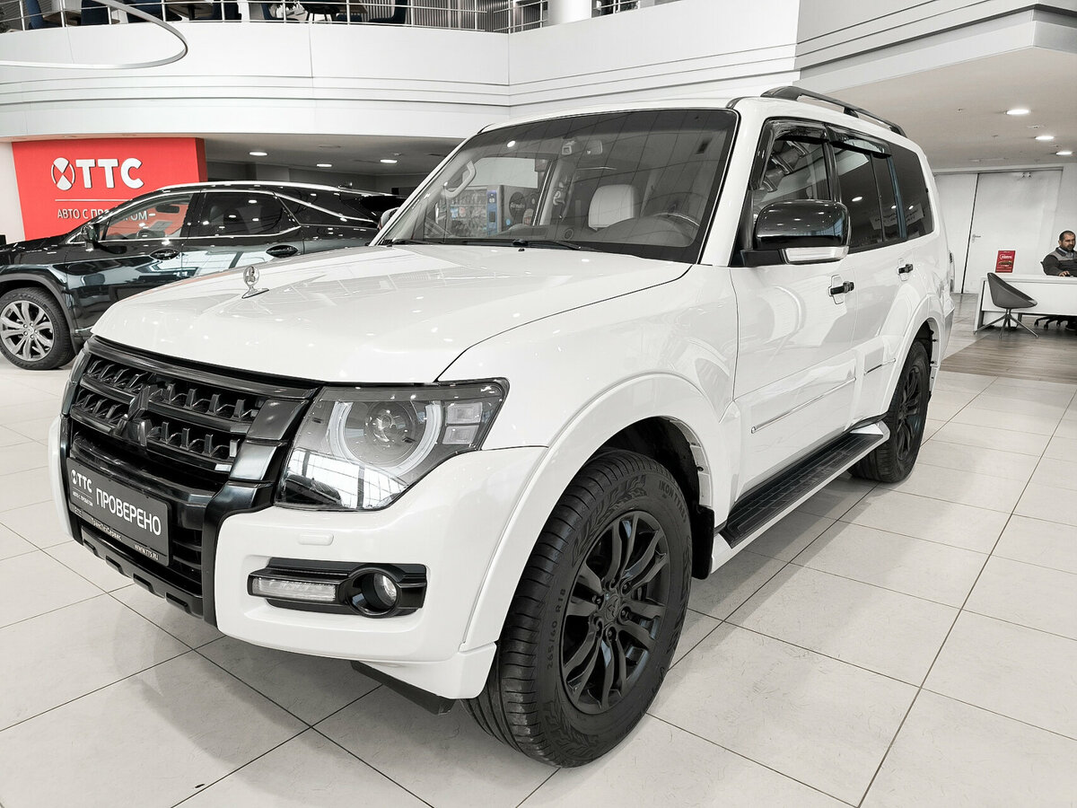 Открыть фотографии: Mitsubishi Pajero IV Рестайлинг 2