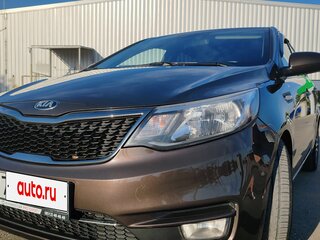 2015 Kia Rio 6-speed III, коричневый, 970000 рублей, вид 2