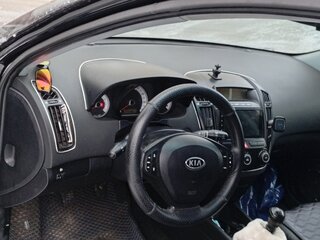 2009 Kia Ceed I, чёрный, 750000 рублей, вид 5