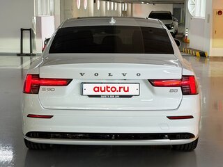 2025 Volvo S90 II Рестайлинг 2, белый, 6740000 рублей, вид 4