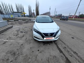 2017 Nissan Leaf II (ZE1), белый, 1500000 рублей, вид 4