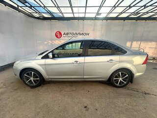 2011 Ford Focus II Рестайлинг, серебристый, 495000 рублей, вид 2