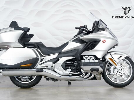 2023 Honda GL 1800 Gold Wing, серебристый, 3177000 рублей, вид 1