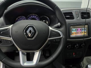 2021 Renault Sandero Stepway II Рестайлинг, белый, 1450000 рублей, вид 1