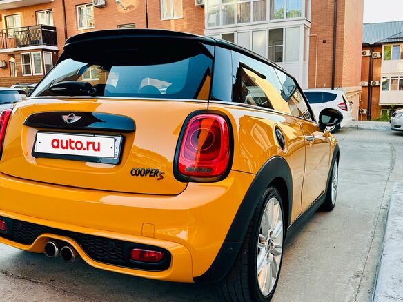2014 Mini Hatch Cooper S III (F55/F56), жёлтый, 1628000 рублей - вид 7