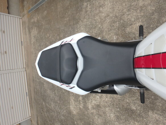 2008 Yamaha FZ1, белый, 650000 рублей - вид 20