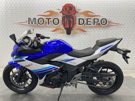 2018 Suzuki GSX 250 R, синий, 325000 рублей, вид 2