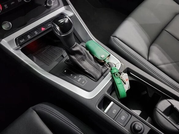 2021 Audi Q3 35 TDI II (F3), белый, 2800000 рублей - вид 8