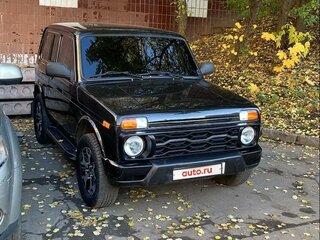 2015 Lada (ВАЗ) 2121 (4x4) I Рестайлинг, чёрный, 800000 рублей, вид 1
