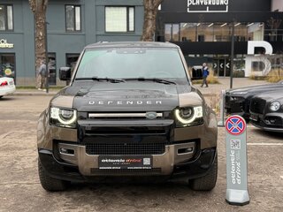 2023 Land Rover Defender 110 II, зелёный, 9310000 рублей, вид 2