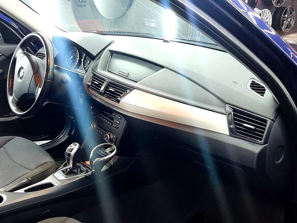 2013 BMW X1 20i I (E84) Рестайлинг, синий - вид 9