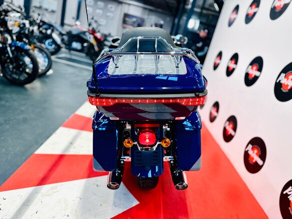 2023 Harley-Davidson Ultra Limited, синий, 2350000 рублей - вид 6