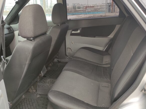 2011 Lada (ВАЗ) Priora I, серый, 375000 рублей - вид 10