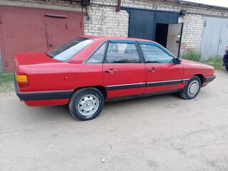 1986 Audi 100 III (C3), красный, 190000 рублей, вид 3