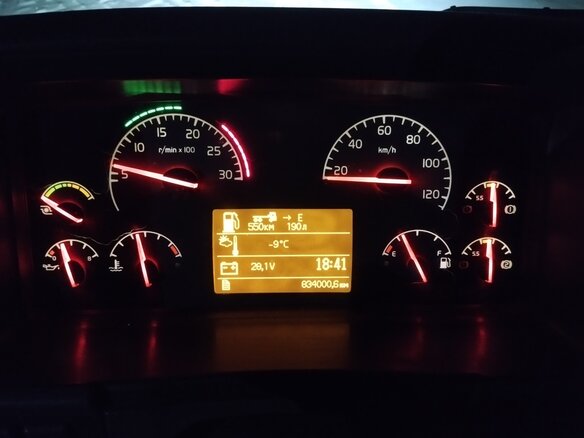 2007 Volvo FM, синий, 2500000 рублей - вид 7