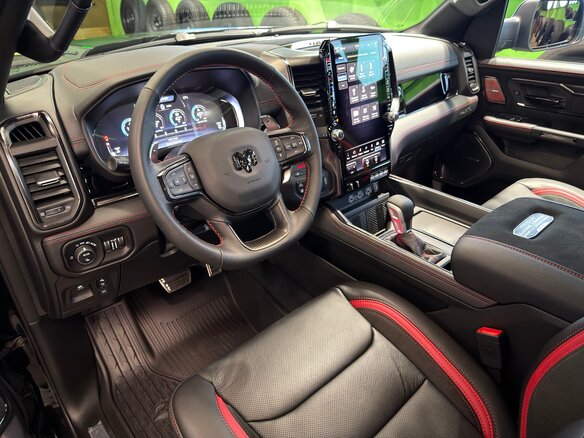 2026 Ram 1500 RHO V Рестайлинг, чёрный, 11900000 рублей - вид 16