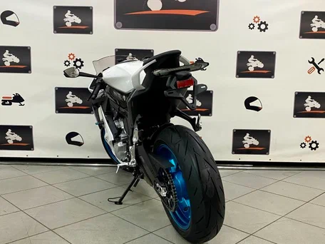 2025 CFMoto 675SR-R, белый, 769410 рублей, вид 1