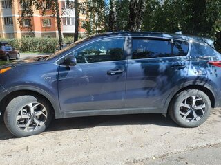 2020 Kia Sportage IV Рестайлинг, синий, 2100000 рублей, вид 4