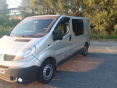 2007 Renault Trafic, серебристый, 970000 рублей, вид 2