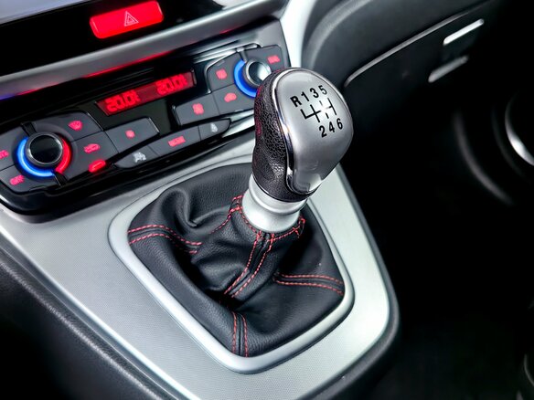 2019 Haval H6 I, коричневый, 1523000 рублей - вид 18