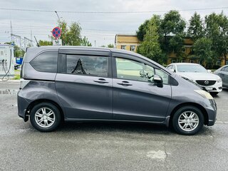2013 Honda Freed I Рестайлинг, серый, 1199999 рублей, вид 5