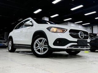 2022 Mercedes-Benz GLA 180 II (H247), белый, 2080000 рублей, вид 1