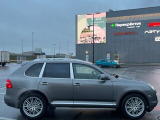 2007 Porsche Cayenne S I Рестайлинг (957), серый, 1350000 рублей, вид 2
