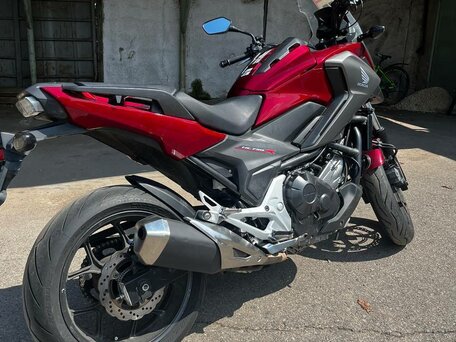 2020 Honda NC 750X, красный, 650000 рублей, вид 2