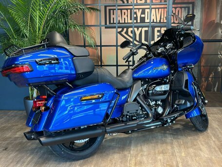 2024 Harley-Davidson Road Glide Limited, синий, 4350000 рублей, вид 4