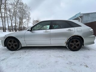 2001 Toyota Altezza, серебристый, 700000 рублей, вид 3