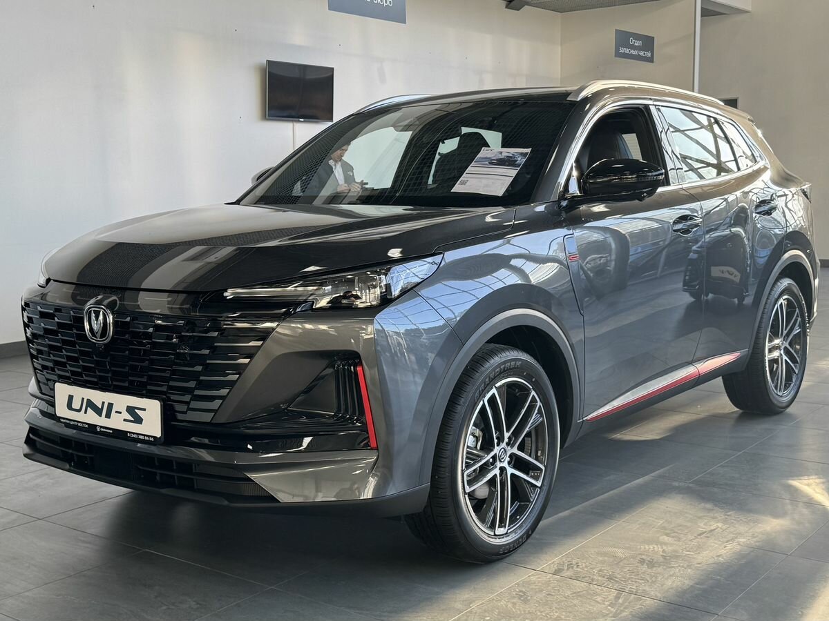 Открыть фотографии: Changan UNI-S I Рестайлинг