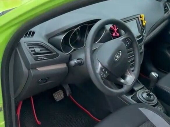 2016 Lada (ВАЗ) Vesta I, зелёный, 850000 рублей - вид 5