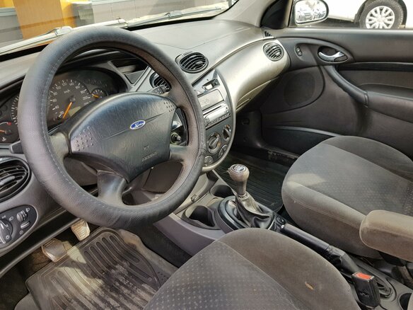 2002 Ford Focus I Рестайлинг, красный - вид 10