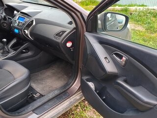 2011 Hyundai ix35 I, коричневый, 775000 рублей, вид 5